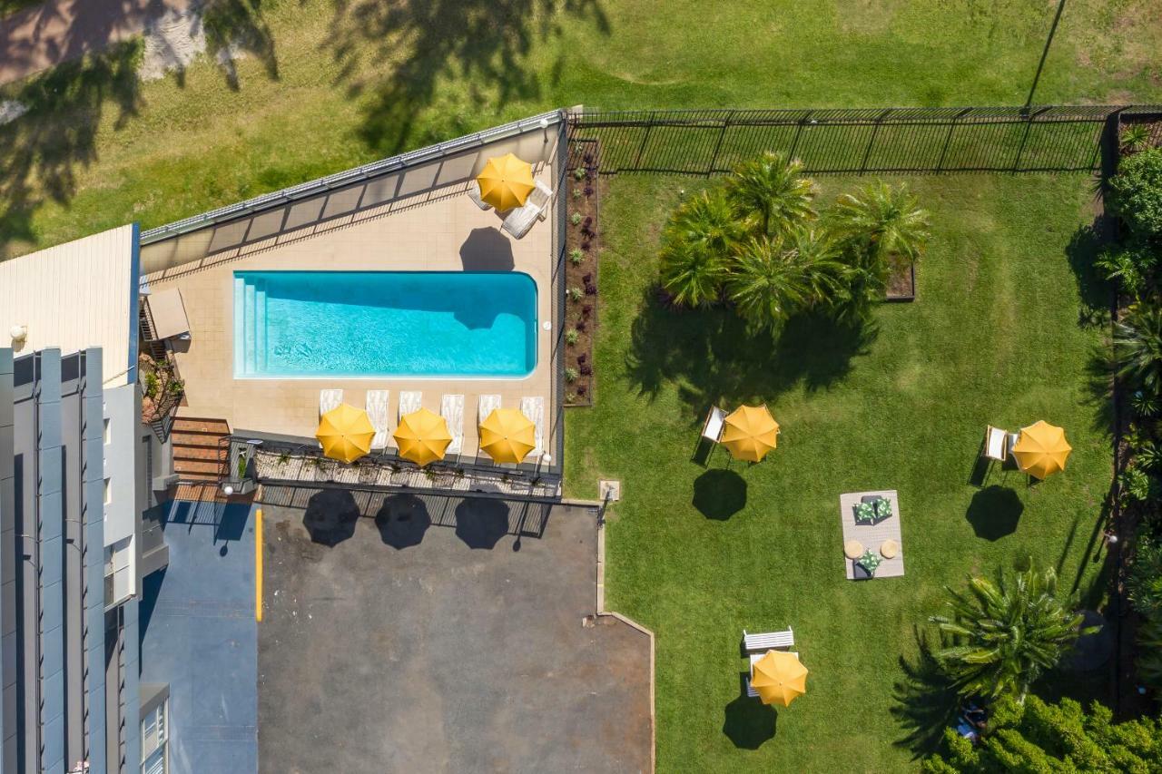 The Mid Pacific Motel พอร์ตแมคควอรี ภายนอก รูปภาพ
